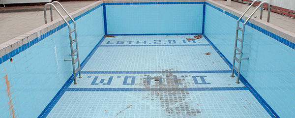Piscina abandonada: cómo recuperar la instalación