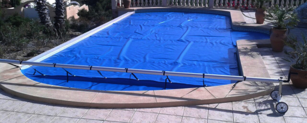 ¿Qué son y para qué sirven los enrolladores para piscinas?